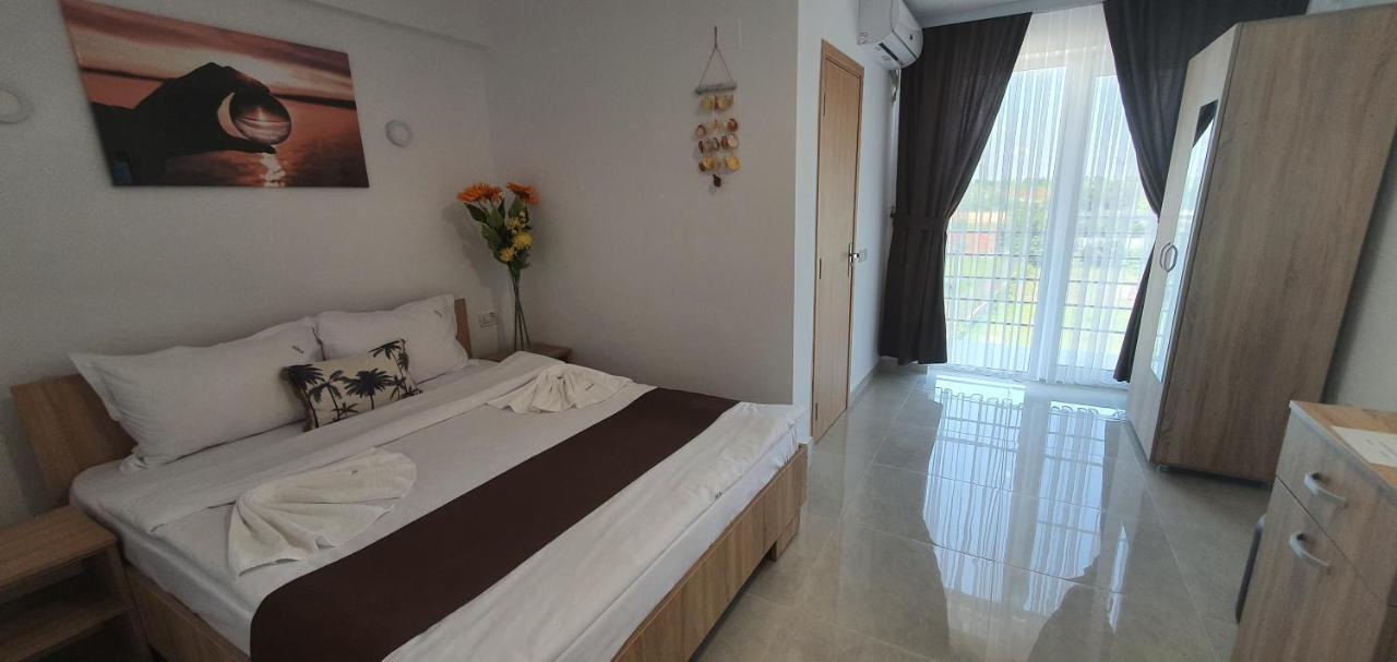 Ema Hotel Vama Veche Ngoại thất bức ảnh
