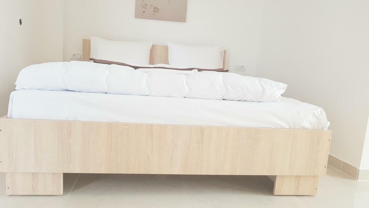 Ema Hotel Vama Veche Ngoại thất bức ảnh